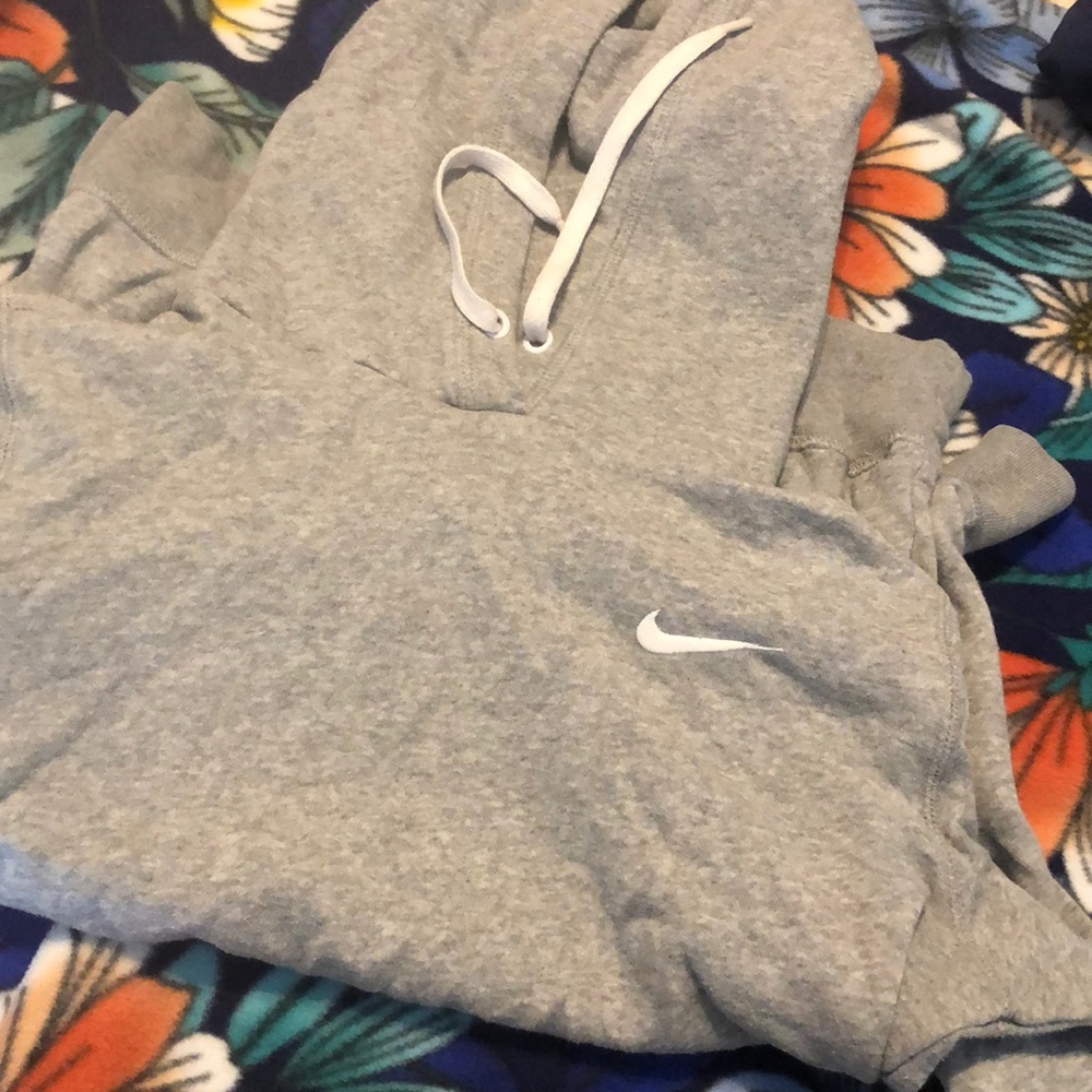 Nike hoodie